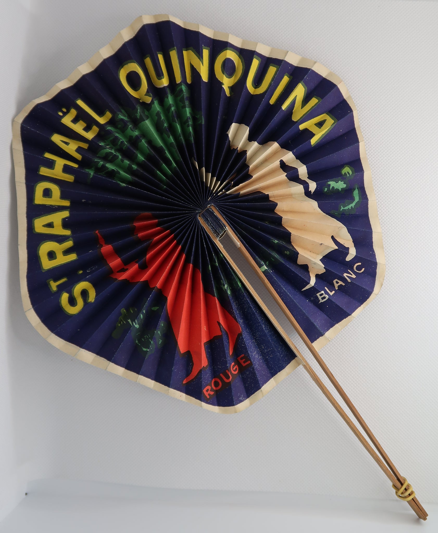 Eventail original ancien publicitaire St Raphael Quinquina