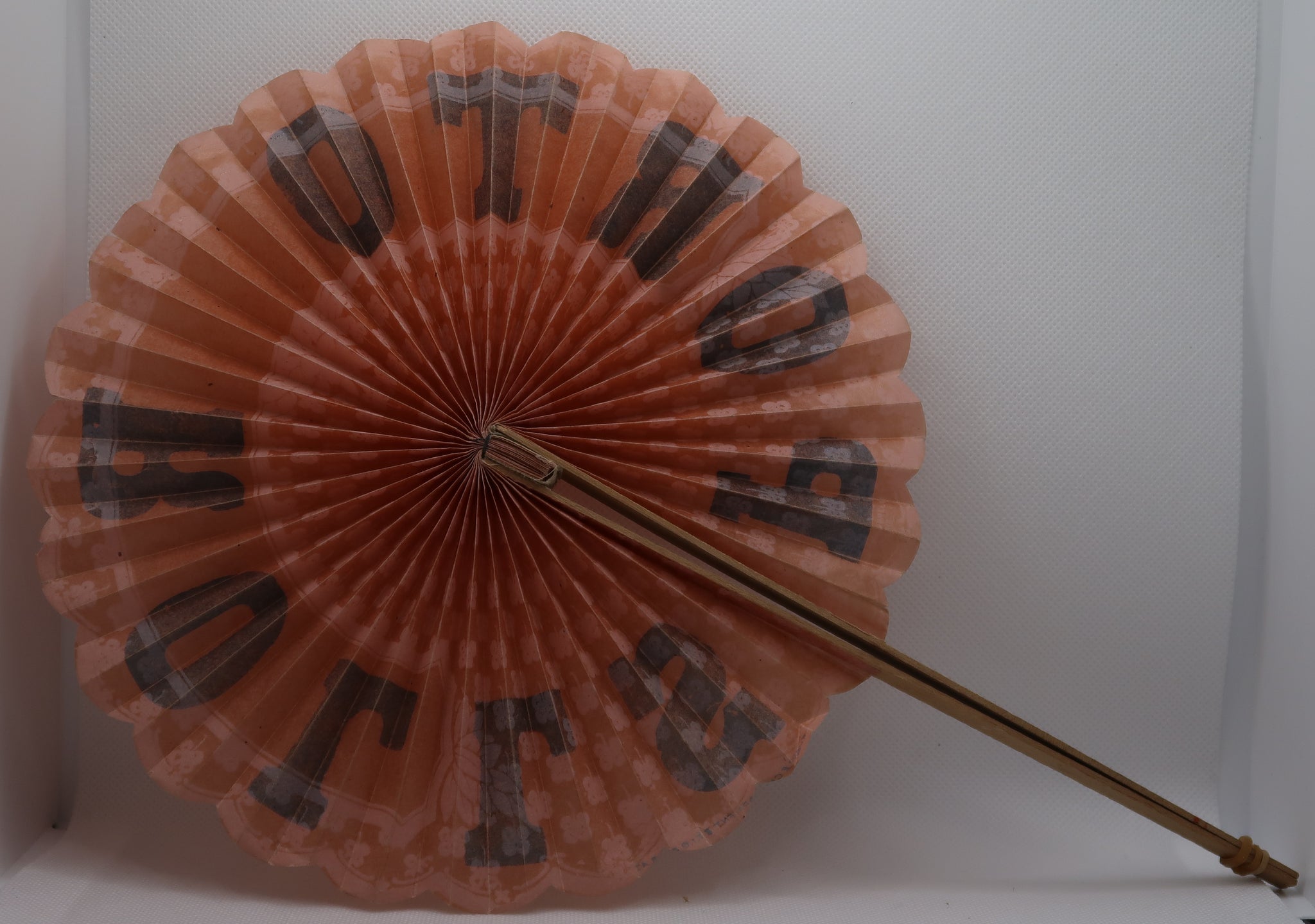 Eventail original ancien publicitaire Porto Rolls