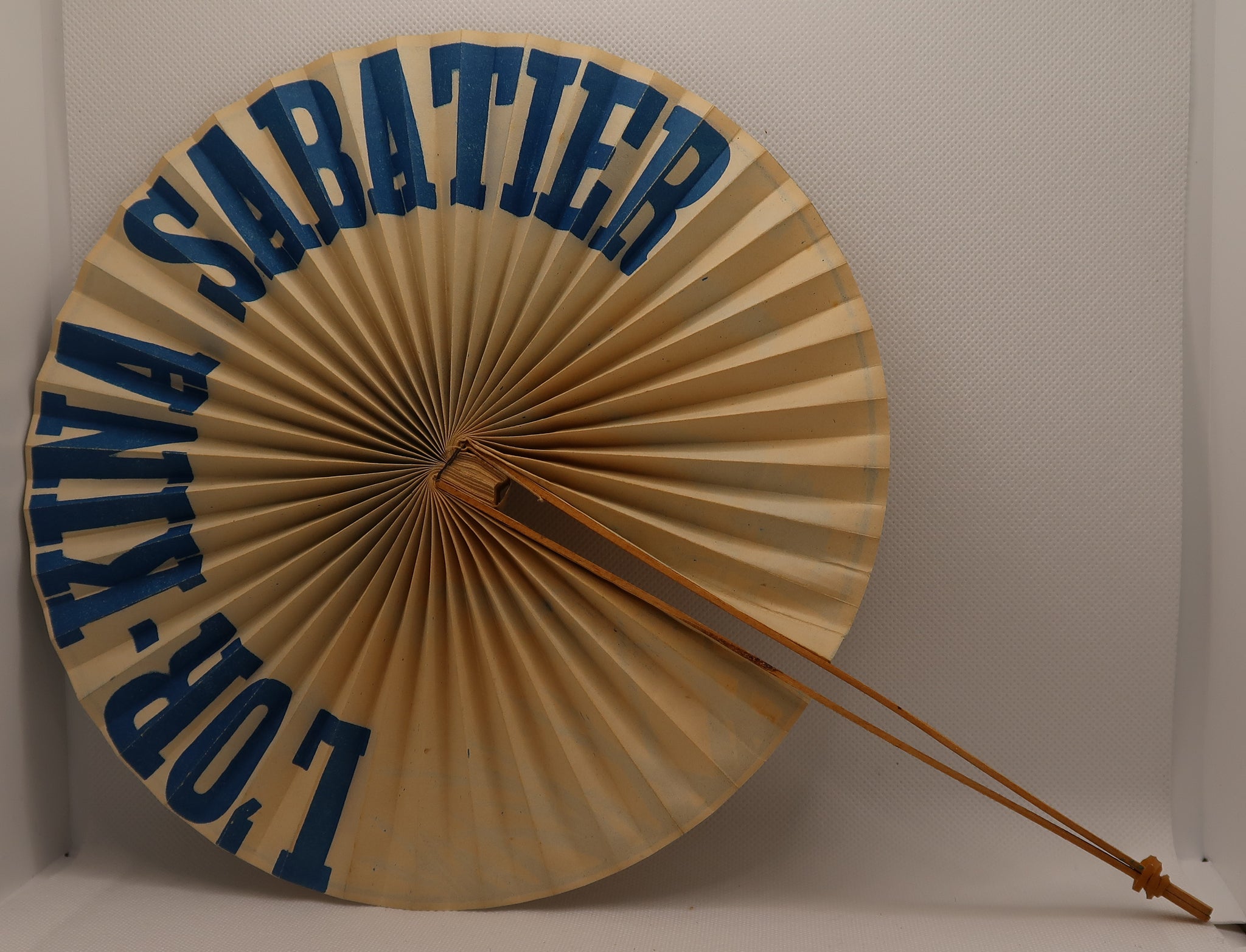 Eventail original ancien publicitaire L'Or-Kina Sabatier