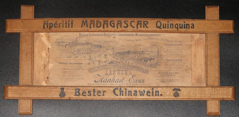 Ancien encadrement en bois Quinquina Madagascar Thann